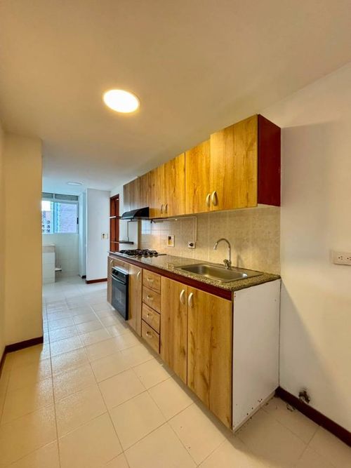 Apartamento de 2 alcobas en arriendo en Loma Del Campestre, Medellín, 75 m² · foto 4 de 15