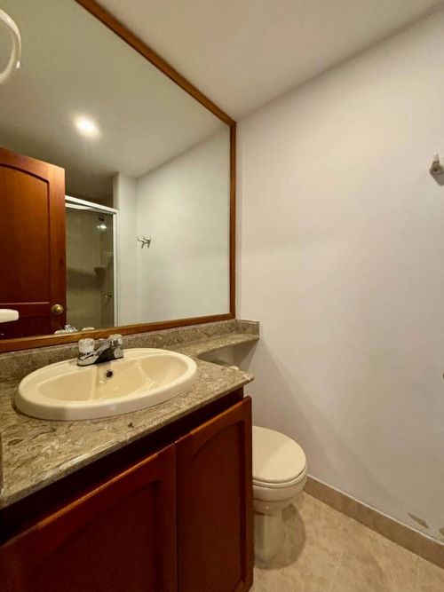 Apartamento de 2 alcobas en arriendo en Loma Del Campestre, Medellín, 75 m² · foto 6 de 15