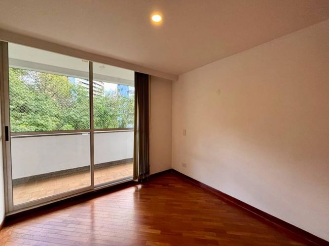 Apartamento de 2 alcobas en arriendo en Loma Del Campestre, Medellín, 75 m² · foto 7 de 15