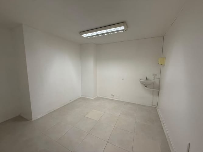 Consultorio en arriendo en Sector Plaza De Bolivar, Pereira, 45 m² · foto 6 de 14