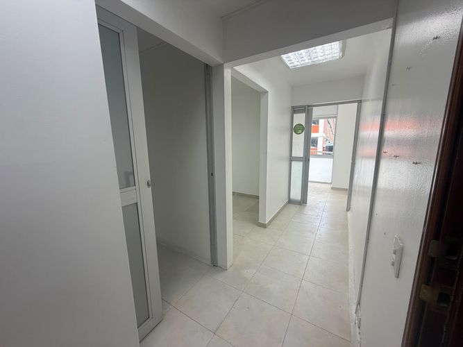 Consultorio en arriendo en Sector Plaza De Bolivar, Pereira, 45 m² · foto 8 de 14