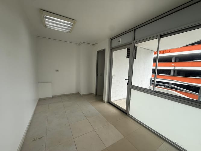 Consultorio en arriendo en Sector Plaza De Bolivar, Pereira, 45 m² · foto 9 de 14