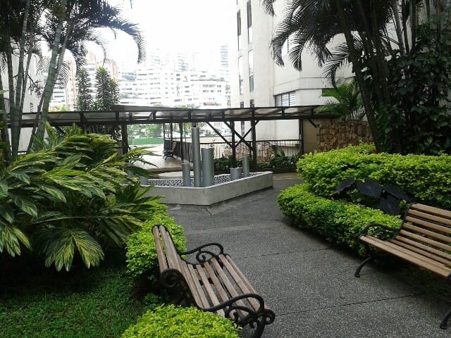 Apartamento en venta en Normandia, Cali · foto 18 de 19