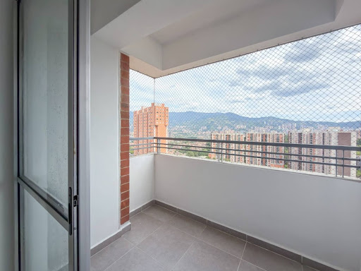 Apartamento en venta en Viviendas Del Sur, Itagüí · foto 4 de 24
