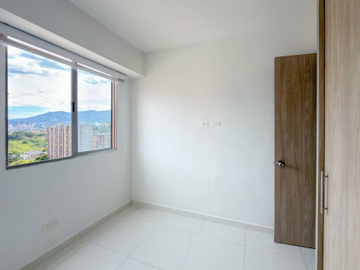 Apartamento en venta en Viviendas Del Sur, Itagüí · foto 18 de 24