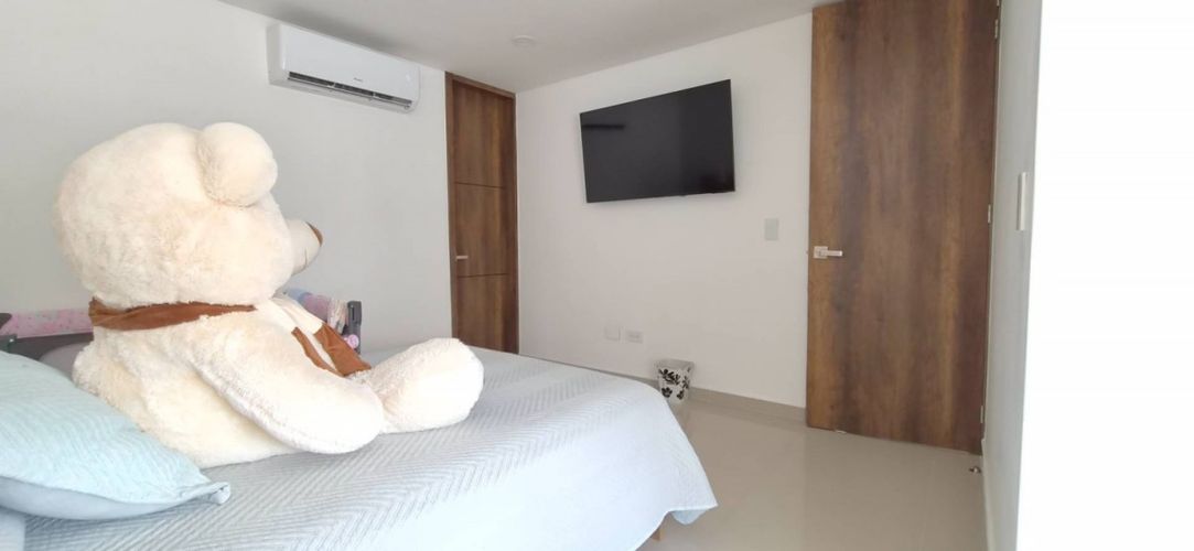 Apartamento de 3 alcobas en venta en Lorena, Medellín, 110 m² · foto 2 de 16
