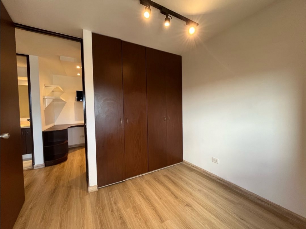 Apartamento en venta en Las Orquideas, Bogotá · foto 7 de 15