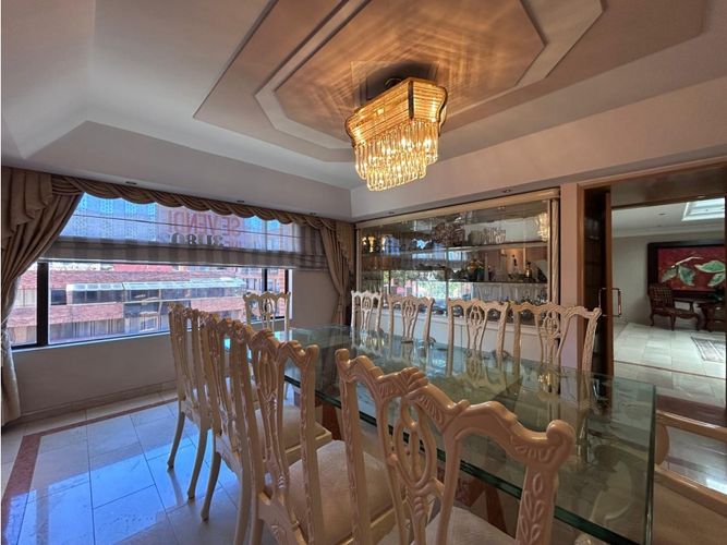 Apartamento de 5 alcobas en venta en La Carolina, Bogotá, 460 m² · foto 10 de 24