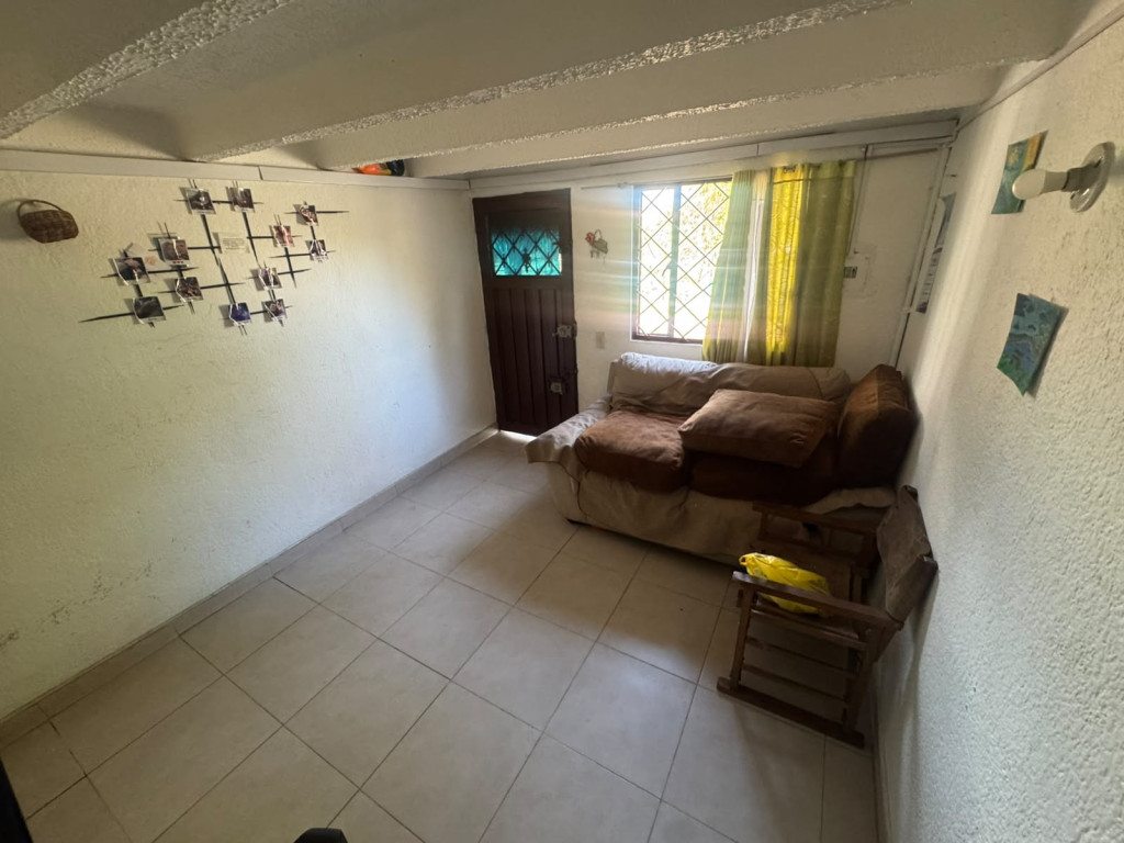 Casa en venta en Villa De Los Sauces, Bogotá · foto 2 de 12