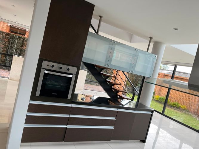 Casa de 5 alcobas en arriendo en La Dorada, Chía, 253 m² · foto 2 de 20