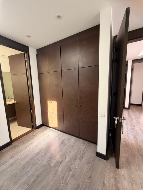 Casa de 5 alcobas en arriendo en La Dorada, Chía, 253 m² · foto 10 de 20