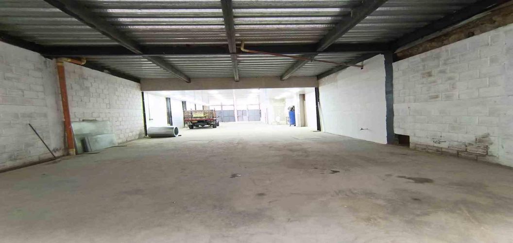 Local en arriendo en Los Agustinos, Manizales, 245 m² · foto 2 de 24