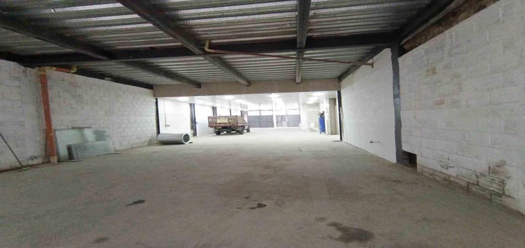 Local en arriendo en Los Agustinos, Manizales, 245 m² · foto 3 de 24