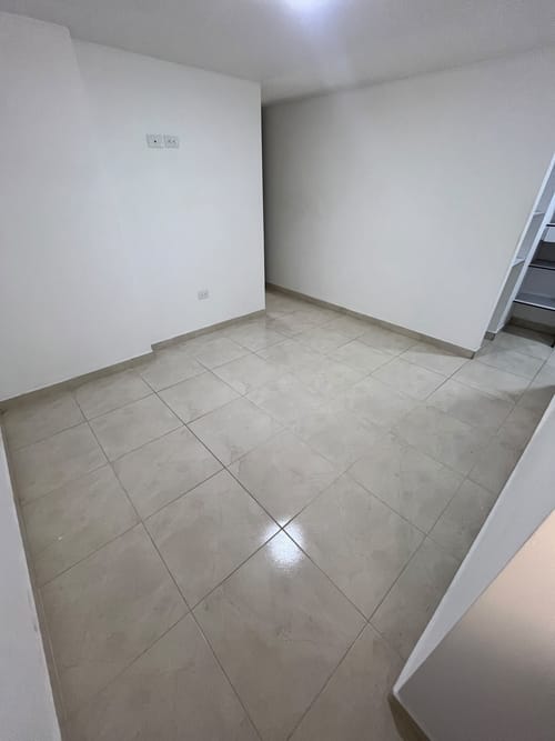 Apartamento de 3 alcobas en arriendo en Las Lomitas, Sabaneta, 77 m² · foto 10 de 17