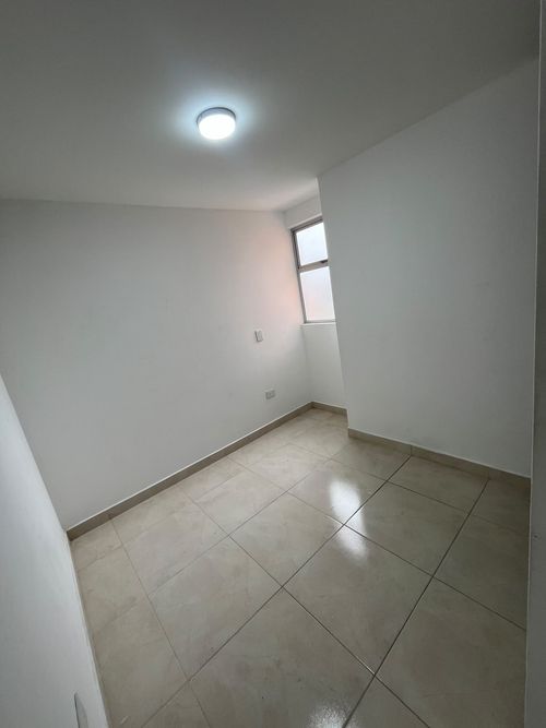 Apartamento de 3 alcobas en arriendo en Las Lomitas, Sabaneta, 77 m² · foto 14 de 17