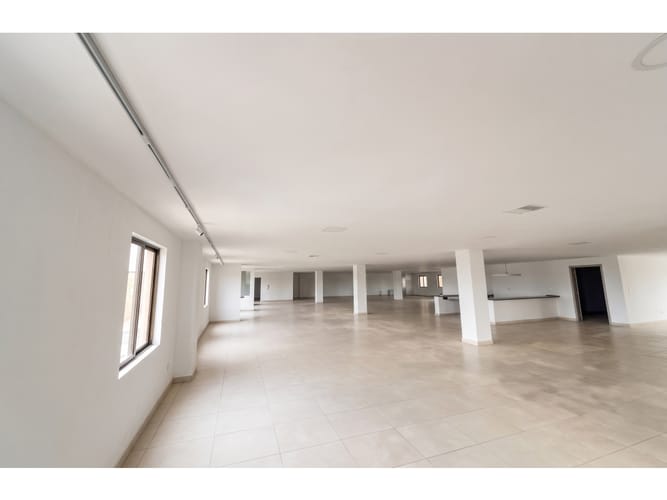 Bodega en arriendo en Mosquera, 5000 m² · foto 9 de 13