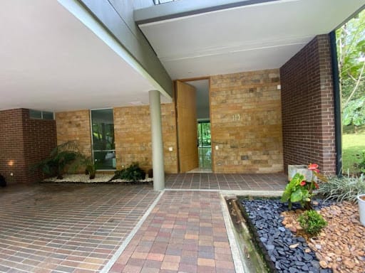 Casa de 3 alcobas en arriendo en El Diamante 2, Medellín, 337 m² · foto 2 de 24