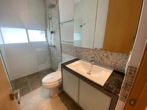 Casa de 3 alcobas en arriendo en El Diamante 2, Medellín, 337 m² · foto 19 de 24