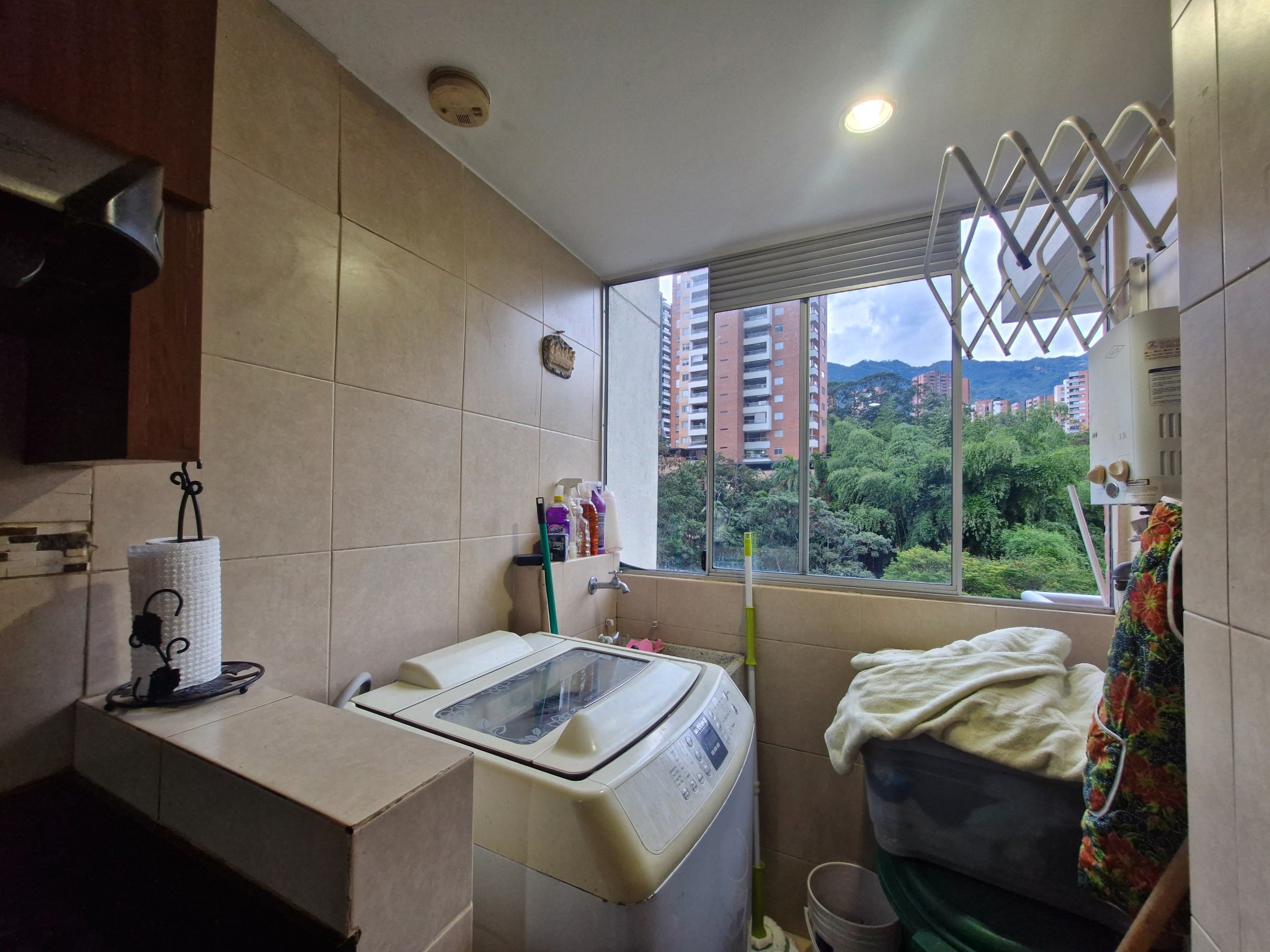 Apartamento en venta en Loma Del Esmeraldal, Envigado · foto 8 de 20