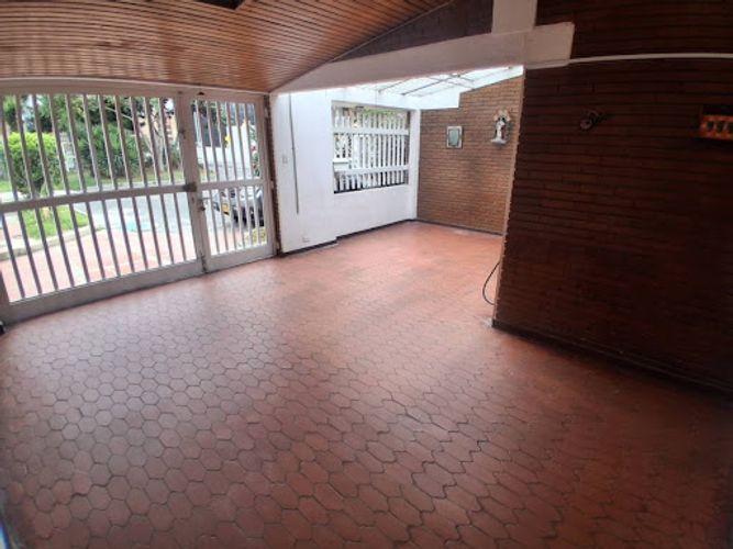 Casa de 4 alcobas en arriendo en Mandalay, Bogotá, 180 m² · foto 2 de 21