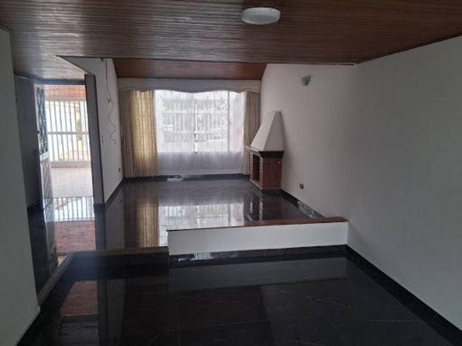 Casa de 4 alcobas en arriendo en Mandalay, Bogotá, 180 m² · foto 7 de 21