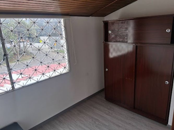 Casa de 4 alcobas en arriendo en Mandalay, Bogotá, 180 m² · foto 19 de 21