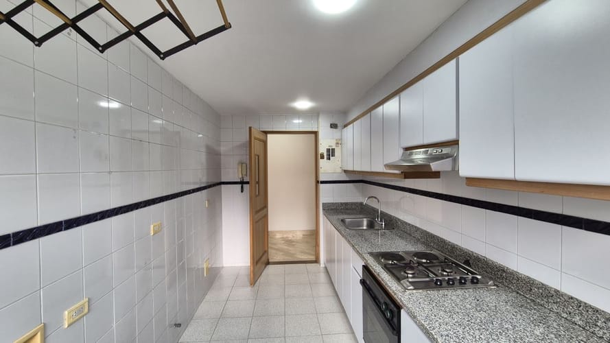 Apartamento de 3 alcobas en arriendo en Cedritos, Bogotá, 76 m² · foto 17 de 24