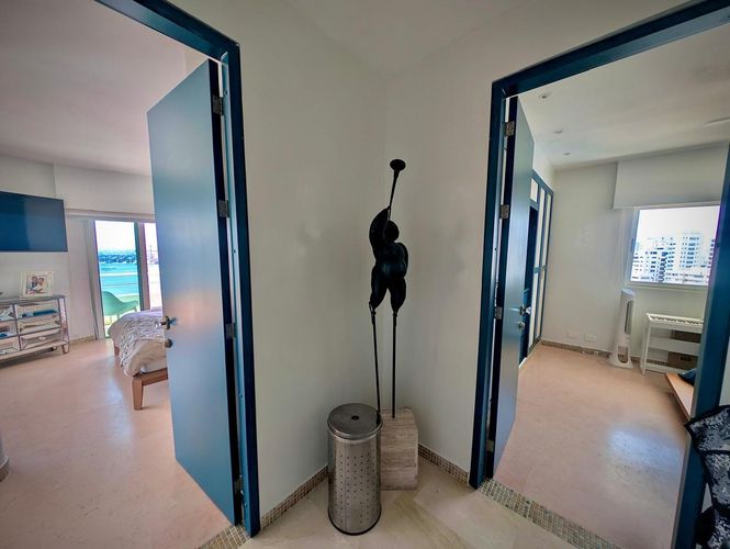 Apartamento de 3 alcobas en venta en Bocagrande, Cartagena, 134 m² · foto 3 de 13