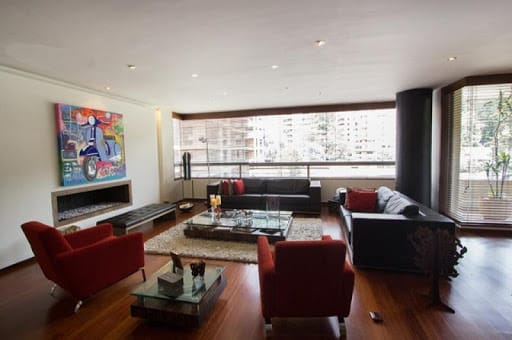 Apartamento de 3 alcobas en venta en El Nogal, Bogotá, 405 m² · foto 3 de 24