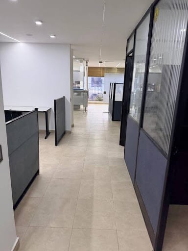 Casa de 8 alcobas en venta en La Castellana, Bogotá, 450 m² · foto 4 de 24