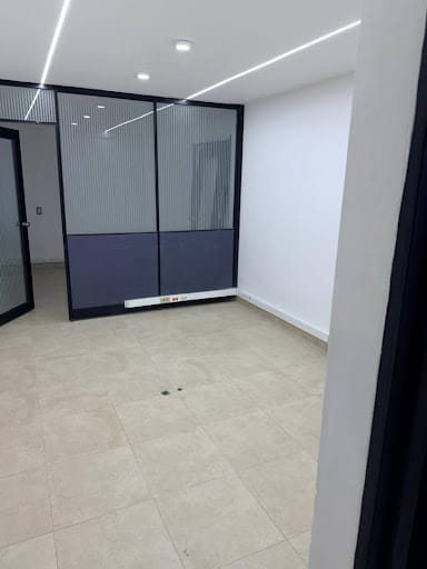 Casa de 8 alcobas en venta en La Castellana, Bogotá, 450 m² · foto 5 de 24