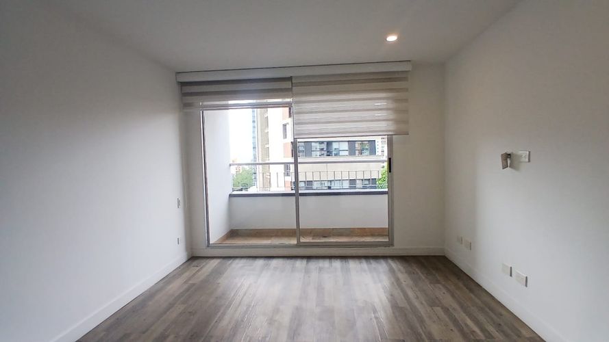 Apartamento de 1 alcoba en arriendo en Los Balsos, Medellín, 80 m² · foto 2 de 12
