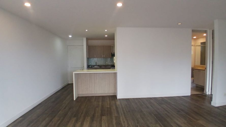Apartamento de 1 alcoba en arriendo en Los Balsos, Medellín, 80 m² · foto 5 de 12