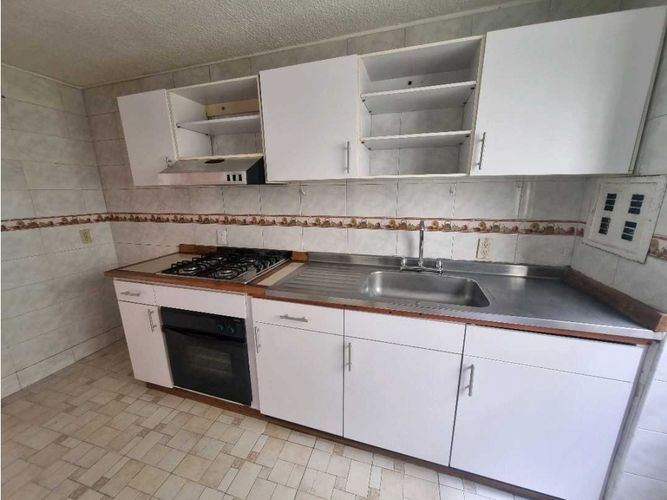 Apartamento de 3 alcobas en venta en Balcones De Oriente, Bogotá, 74 m² · foto 5 de 16