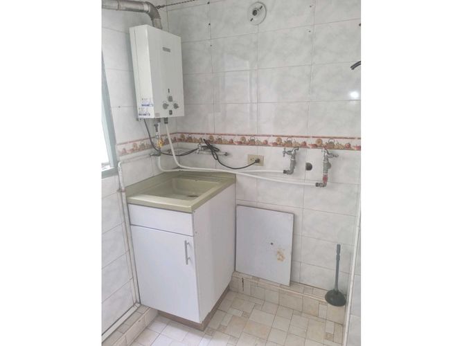Apartamento de 3 alcobas en venta en Balcones De Oriente, Bogotá, 74 m² · foto 6 de 16