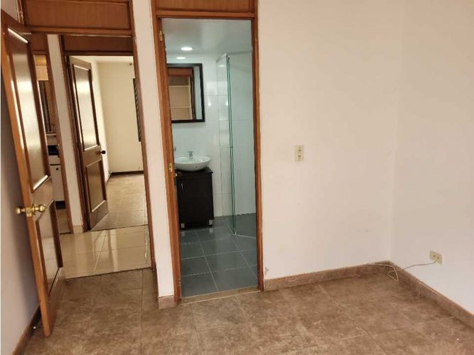 Apartamento de 3 alcobas en venta en Balcones De Oriente, Bogotá, 74 m² · foto 13 de 16