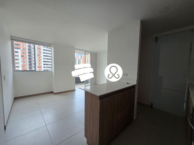 Apartamento de 3 alcobas en venta en Entreamigos, Sabaneta, 62 m² · foto 4 de 19