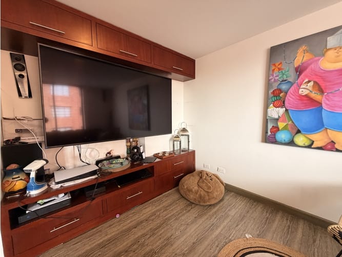 Apartamento de 3 alcobas en venta en Colina Campestre, Bogotá, 170 m² · foto 4 de 22