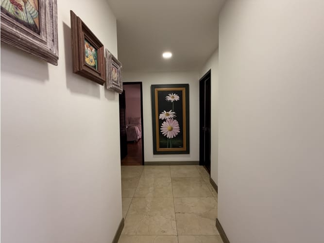 Apartamento de 3 alcobas en venta en Colina Campestre, Bogotá, 170 m² · foto 5 de 22