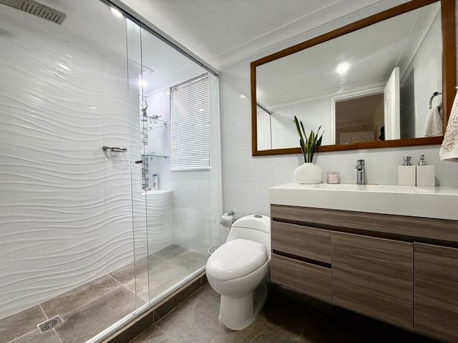 Apartamento de 3 alcobas en venta en El Diamante No. 2, Medellín, 150 m² · foto 5 de 19