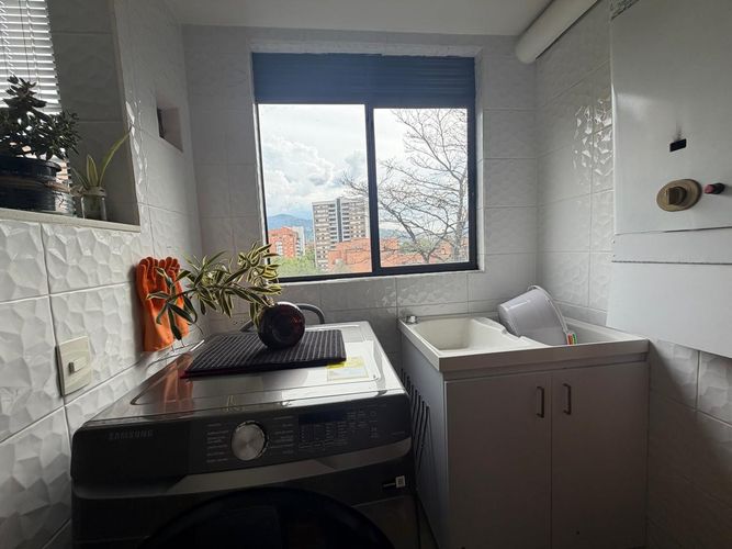 Apartamento de 3 alcobas en venta en El Diamante No. 2, Medellín, 150 m² · foto 14 de 19