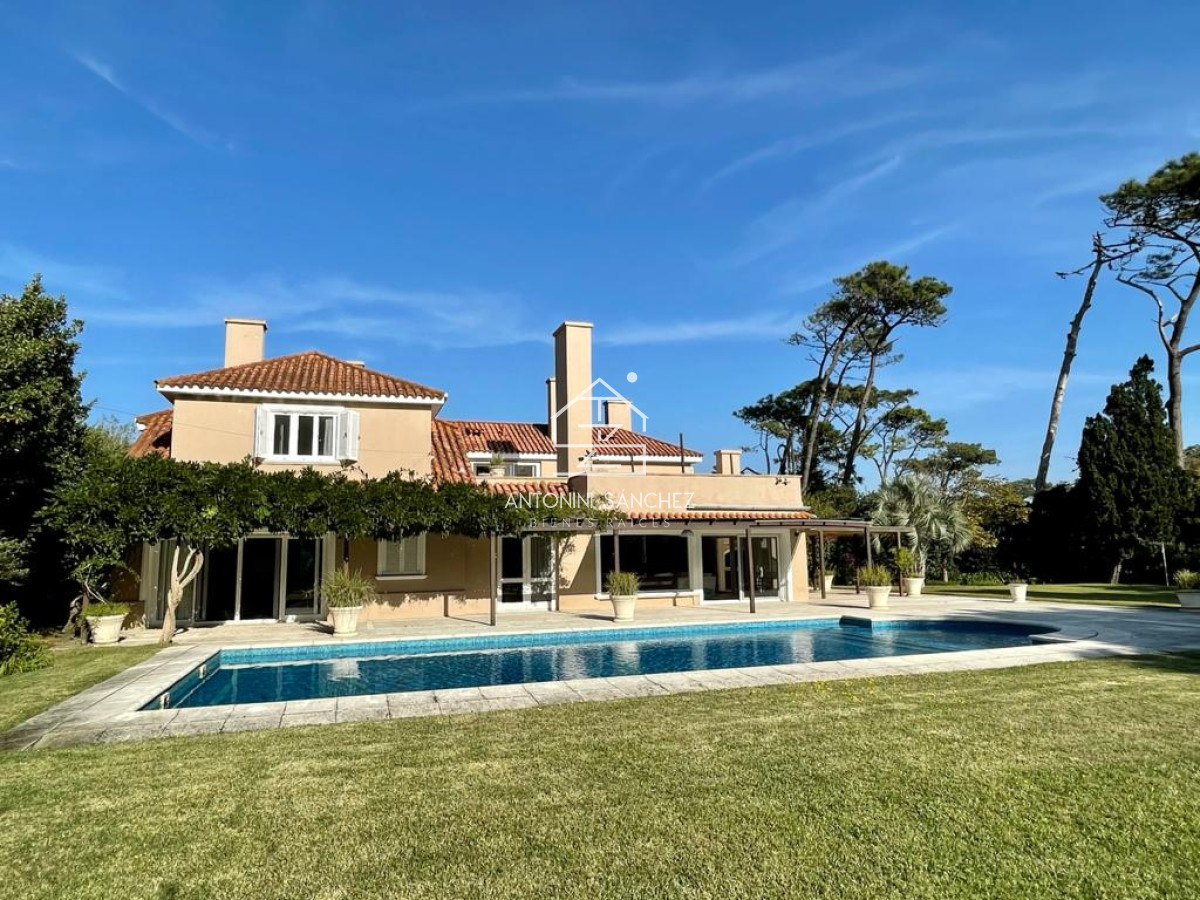 Casa en Alquiler · Foto 2