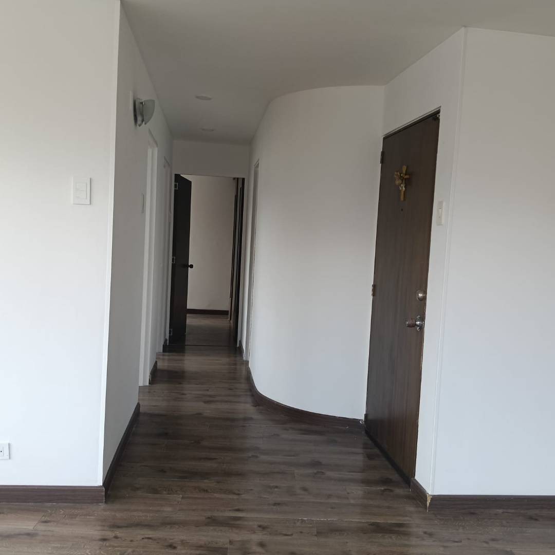 Apartamento en arriendo en Galerias, Bogotá · foto 13 de 24