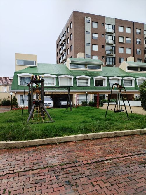 Apartamento en venta en Cedritos, Bogotá · foto 3 de 13