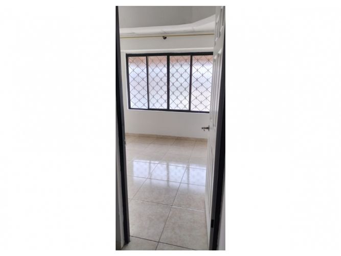 Casa de 6 alcobas en venta en Ub. Arkala Et. Ii, Ibagué, 153 m² · foto 8 de 24