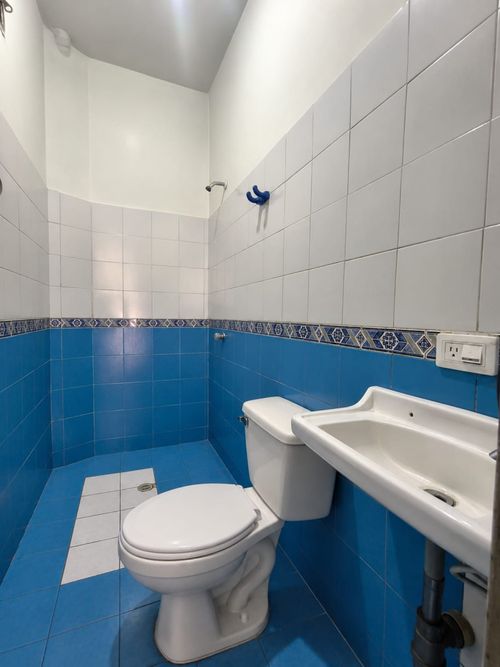Local en arriendo en Bombona No.1, Medellín, 49 m² · foto 10 de 10