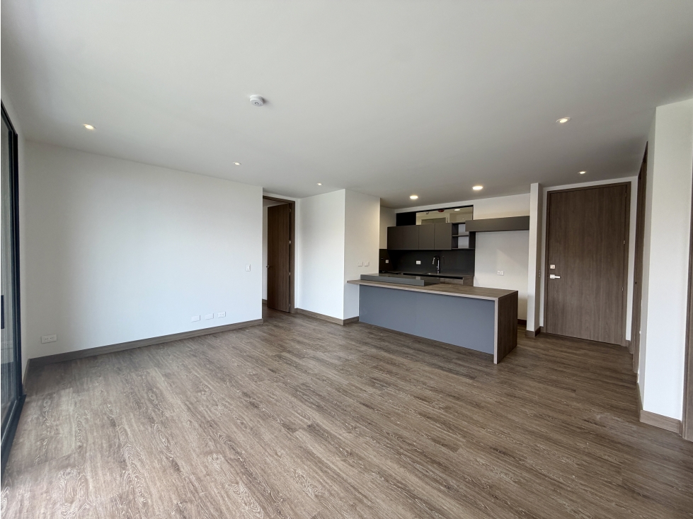 Apartamento en arriendo en Los Balsos, Medellín · foto 5 de 18