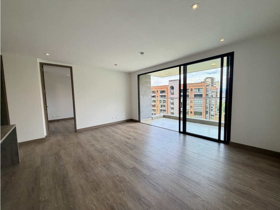 Apartamento en arriendo en Los Balsos, Medellín · foto 7 de 18