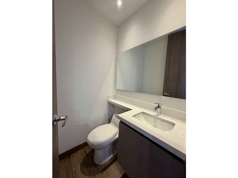 Apartamento en arriendo en Los Balsos, Medellín · foto 15 de 18