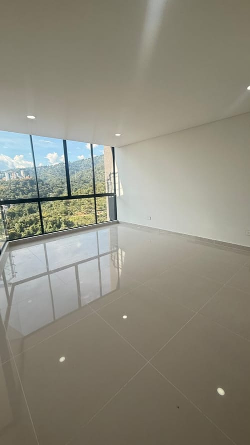Apartamento de 4 alcobas en arriendo en El Tejar, Bucaramanga, 187 m² · foto 4 de 24